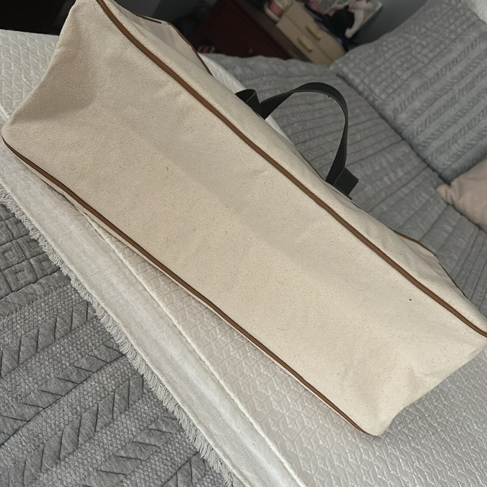 Santa Barbara Design Studio Canvas Road Trip Tote Bag - Picture 6 of 7